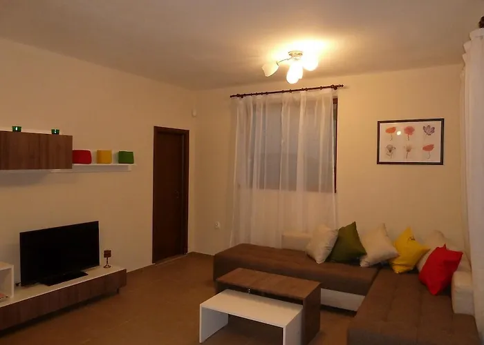 Summer Breeze Villa *