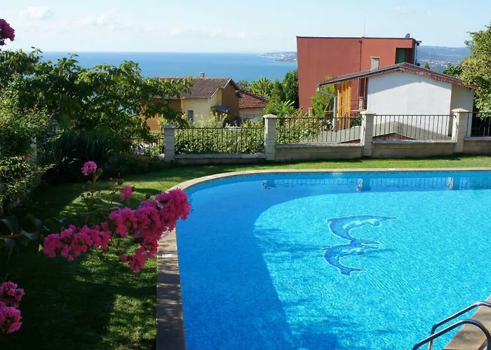 Summer Breeze Villa Balchik